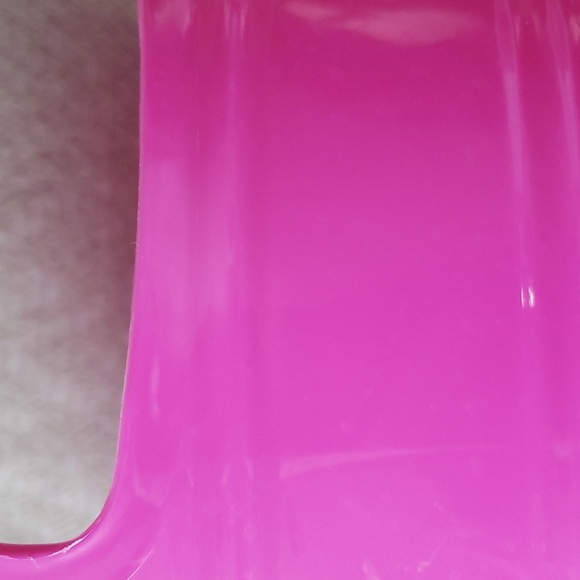 Greenbrier Plastic Bubble Gum Pink Storage Tub - Picture 13 of 14